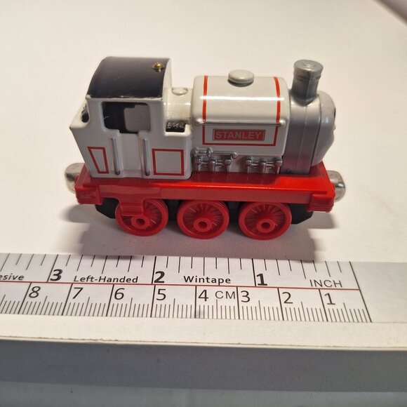 Stanley Thomas The Train 3" Take N Play Diecast Engine 2012 White Red Gray Black - Picture 7 of 7